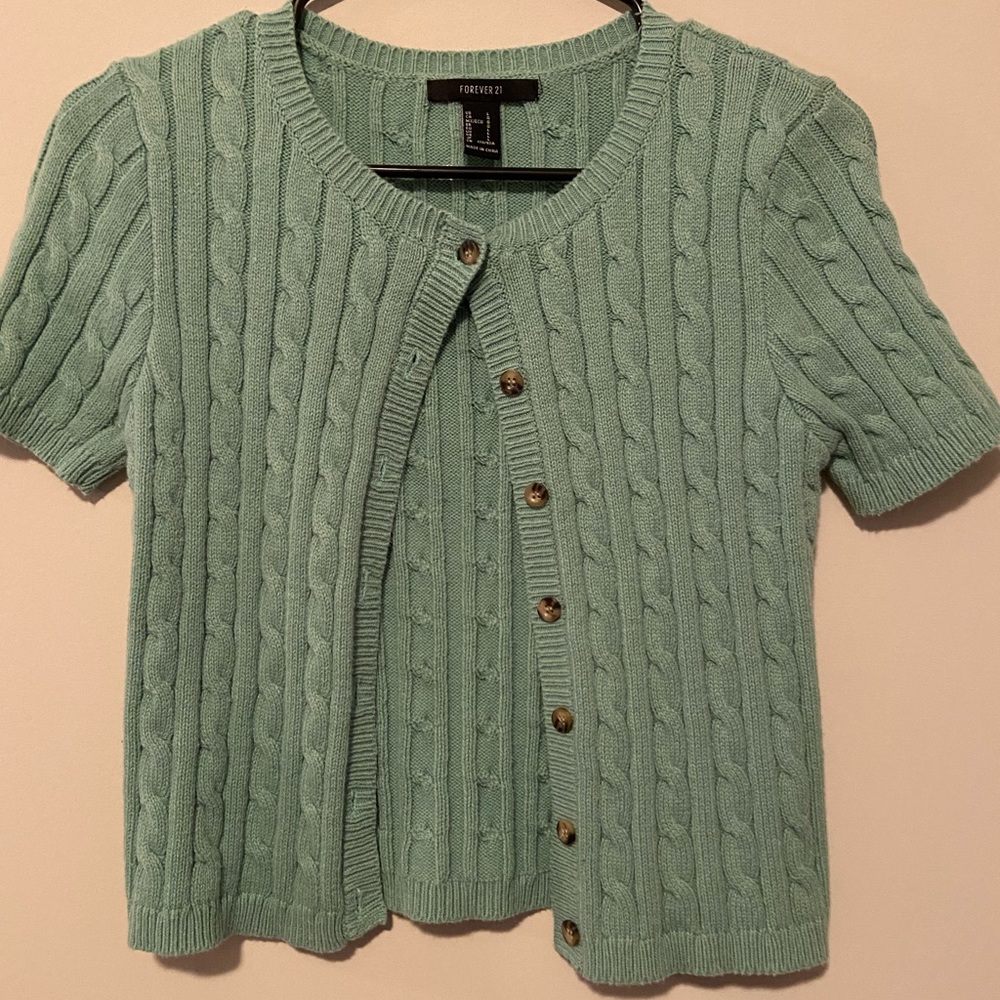 Forever 21 green sweater/cardigan vest